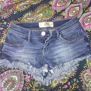 Hollister Short-Short Low Rise